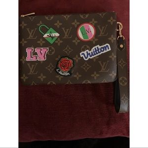 🚫SOLD🚫 Louis Vuitton City Pouch Patches Pouch